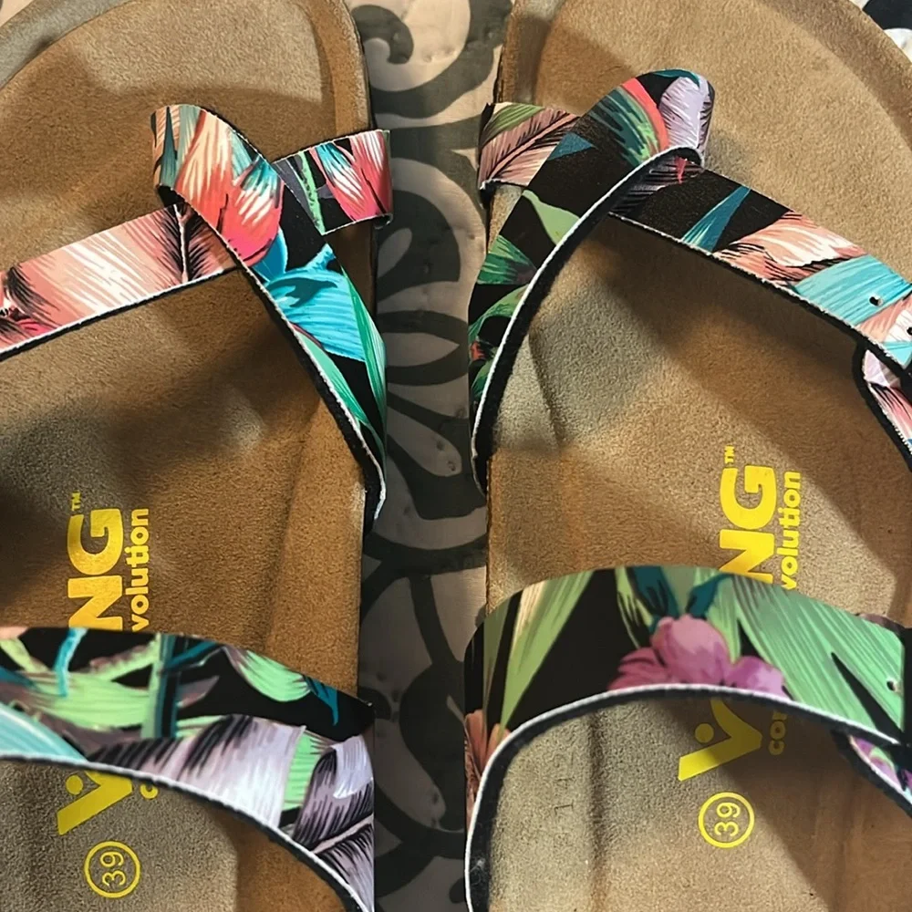 Viking Tropical Palm Print Sandals - Picture 3 of 6